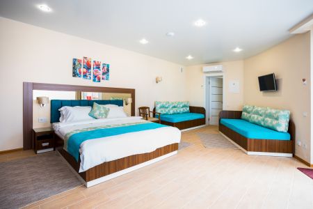 Зона отдыха-столовая