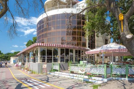 Магнолия Kompass Hotels