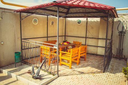 Двор и террасы