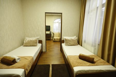 Семейный полулюкс 6-местный 2-комнатный