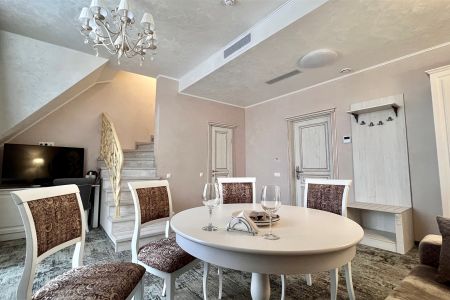 638042197572807327-a5c8b907-9ba7-456c-8c0c-4528ed30779b