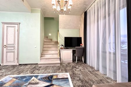 638042197572807327-a5c8b907-9ba7-456c-8c0c-4528ed30779b