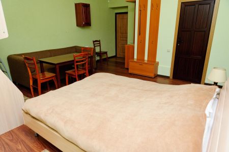 Люкс 3-местный 2-комнатный (корпус Е)