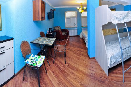 Люкс 3-местный 2-комнатный (корпус Е)