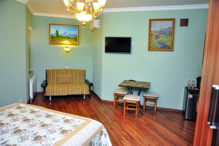 Люкс 3-местный 2-комнатный (корпус Е)