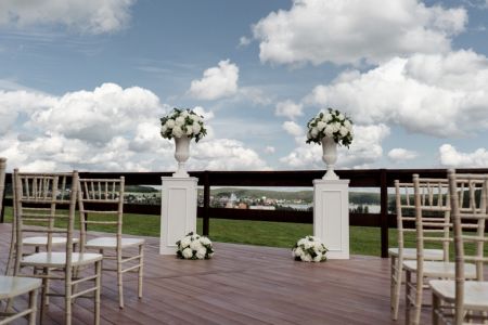 Бар в бассейне