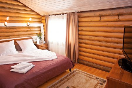 Бар в бассейне