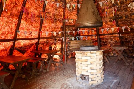 Бар в бассейне