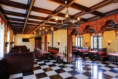 Зал Графский