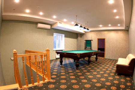 Зал Графский