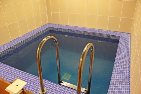 Зал Графский