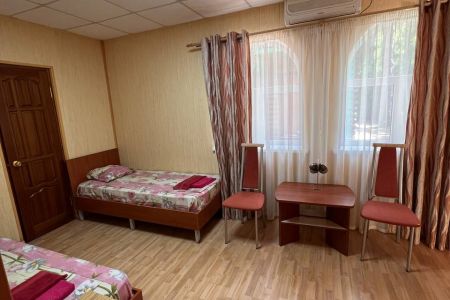 Стандартный 4-местный 2-комнатный (в срубе 3)