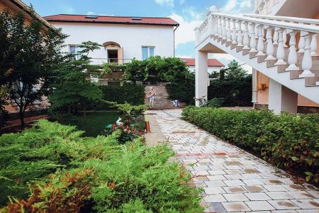 Вид на территорию