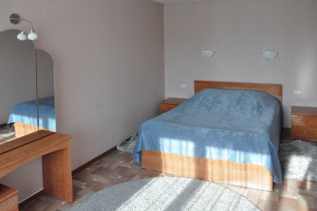 ПОЛУЛЮКС 2-МЕСТНЫЙ 3-КОМНАТНЫЙ