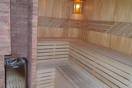 Дом  со двора