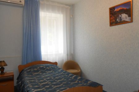 Люкс 4-местный 2-комнатный