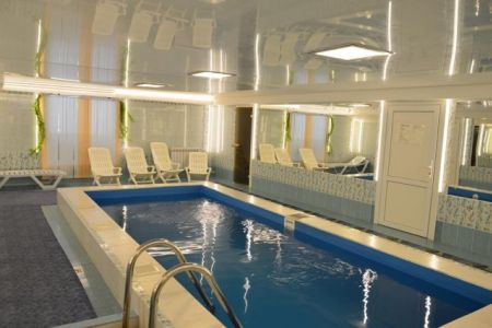 Сауна с бассейном