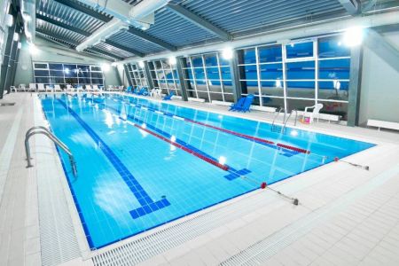 Территория. Коттедж 6-местный Лесной