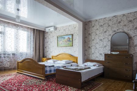 Стандартный 3-местный (с балконом)