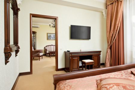 Апартаменты 4-местный 3-комнатный (с кухней)