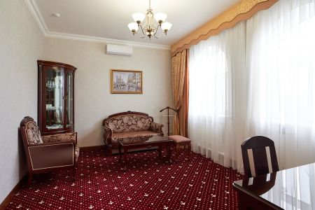 Люкс 2-местный 2-комнатный (с террасой)