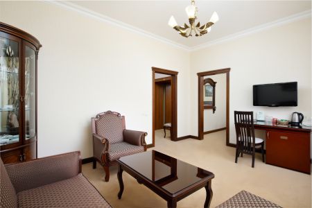 Апартаменты 4-местный 3-комнатный (с кухней)