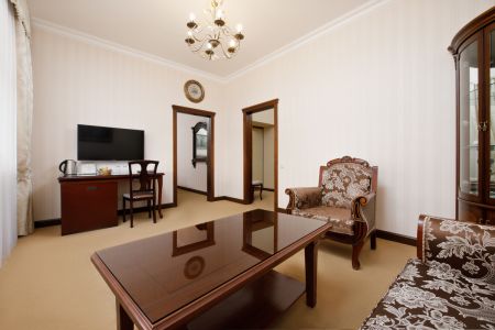 Апартаменты 4-местный 3-комнатный (с кухней)