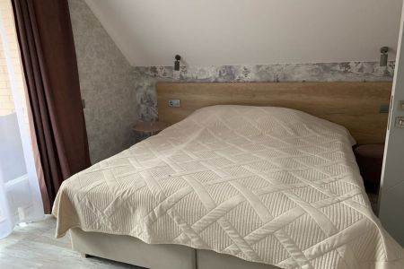 Полулюкс (с балконом/террасой)