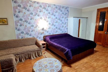 Дом для отдыха 7-местный Глициния