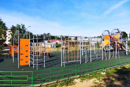 Спортивная площадка