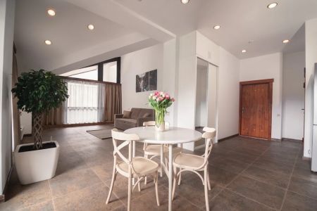 Апартаменты 4-местный 2-комнатный Улучшенный (без балкона)