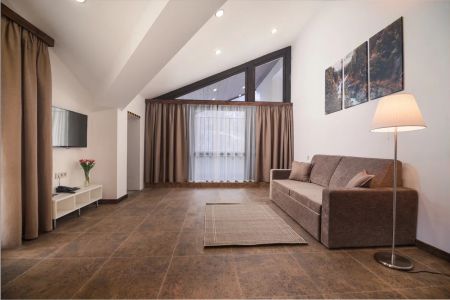 Апартаменты 4-местный 2-комнатный Улучшенный (без балкона)