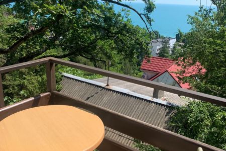 Вид с балкона на море