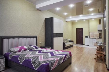 «Sevastopol Rooms Сенявина 5» / «Севастополь на Сенявина 5» апартаменты