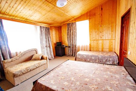 4-местный с балконом