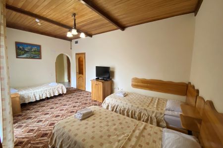 Стандартный 3-местный (с балконом)