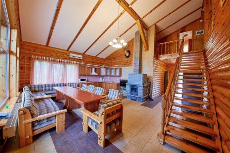 Дом 6-местный (хаусбот Михаил Светлофф)