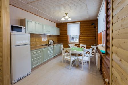 Дом 6-местный (хаусбот Михаил Светлофф)