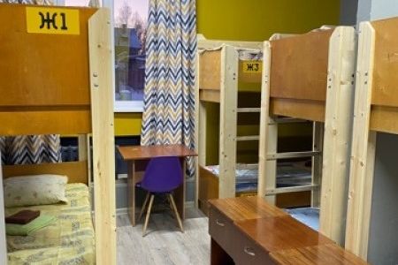 Место в 10-местном номере