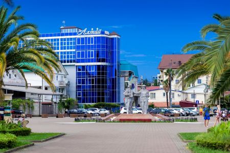 Алтай (Адлер)