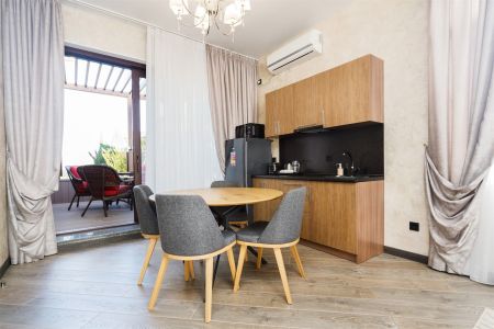 Люкс 2-местный 2-комнатный (без балкона) (12)