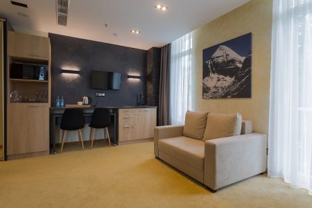 32d3323fe77cef283f1cb9a2ac79a15a