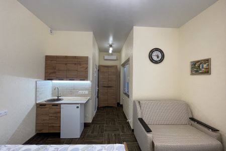 Стандартный 4-местный 1-комнатный (вид на двор, с кухней)