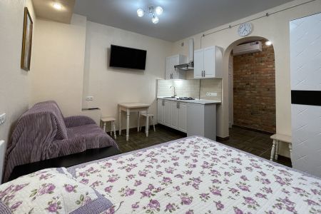 Стандартный 4-местный 1-комнатный (вид на двор, с кухней)