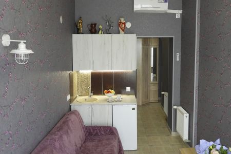 Стандартный 4-местный 1-комнатный (вид на двор, с кухней)