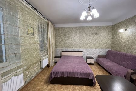 Стандартный 4-местный 1-комнатный (вид на двор, с кухней)