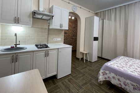 Стандартный 4-местный 1-комнатный (вид на двор, с кухней)