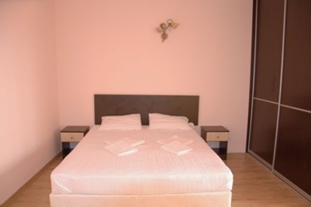 Апартаменты Дом 4-местный 3-комнатный (4)