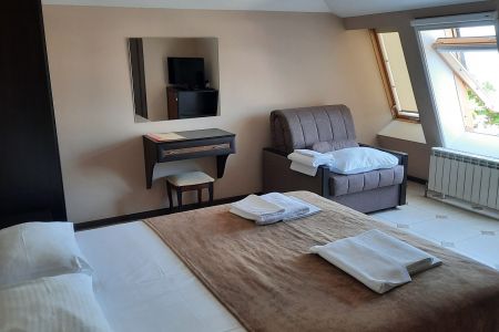 Стандартный 3-местный (№5,9)