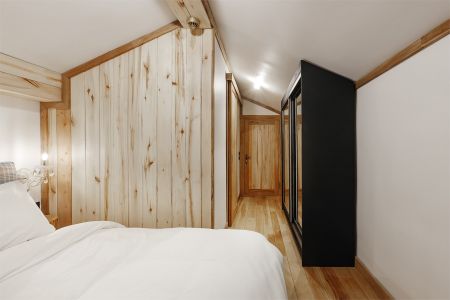 Коттедж 4-местный (с 2 спальнями)